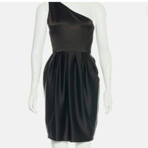 Alice & Olivia black one-shoulder cocktail dress size 6